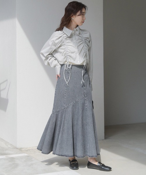 Bab（バブ）の「8ozケミカルデニム変形マーメイドスカート（デニムスカート・レディース・ブルー/ブラック・M）」の4枚目の写真