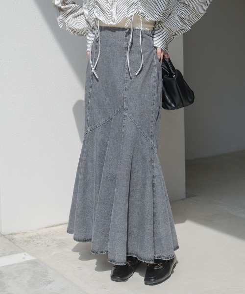 Bab（バブ）の「8ozケミカルデニム変形マーメイドスカート（デニムスカート・レディース・ブルー/ブラック・M）」の9枚目の写真