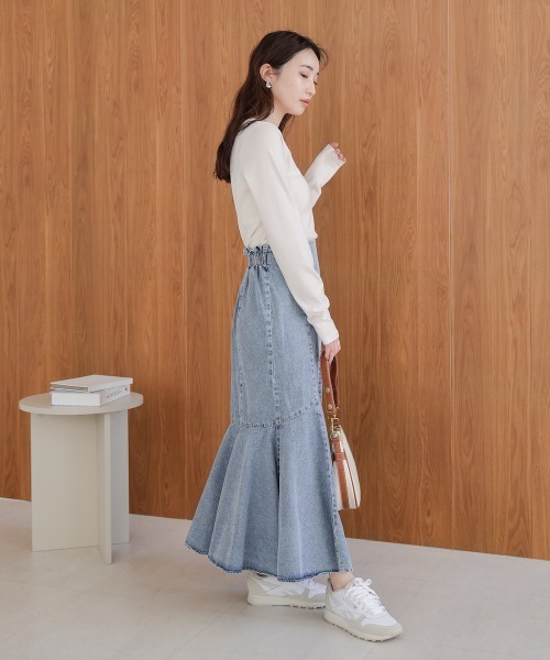 Bab（バブ）の「8ozケミカルデニム変形マーメイドスカート（デニムスカート・レディース・ブルー/ブラック・M）」の16枚目の写真