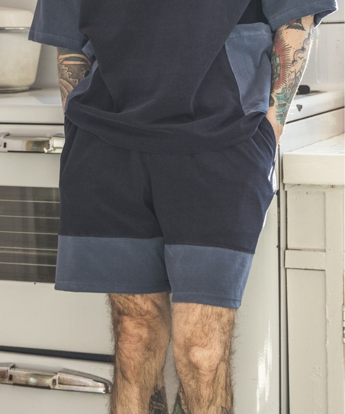 MR.OLIVE(ミスターオリーブ)の「MICRO RESORT PILE / EASY SHORTS(スウェットパンツ・メンズ・ネイビー/ブラック・MEDIUM/LARGE)」の2枚目の写真