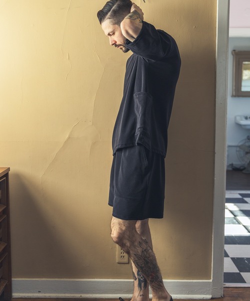 MR.OLIVE(ミスターオリーブ)の「MICRO RESORT PILE / EASY SHORTS(スウェットパンツ・メンズ・ネイビー/ブラック・MEDIUM/LARGE)」の7枚目の写真
