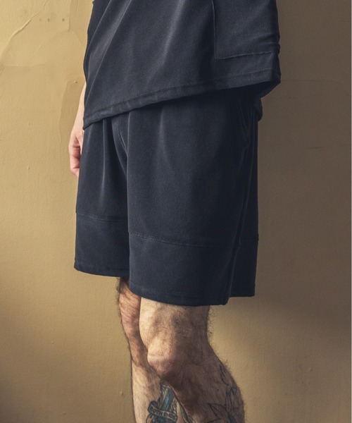 MR.OLIVE(ミスターオリーブ)の「MICRO RESORT PILE / EASY SHORTS(スウェットパンツ・メンズ・ネイビー/ブラック・MEDIUM/LARGE)」の8枚目の写真