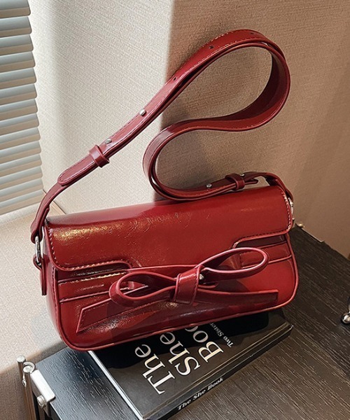 Vipoa(ヴィポア)の「ribbon hand bag(ショルダーバッグ・レディース・シルバー/レッド/ホワイト/ブラック・FREE)」の16枚目の写真