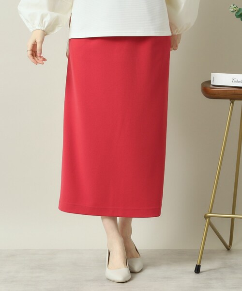 ITS'DEMO(イッツデモ)の「【洗濯機OK/吸水速乾/UVカット】カットジョーゼットスカート(スカート・レディース・ブラック/ナチュラル/レッド系・00)」の1枚目の写真