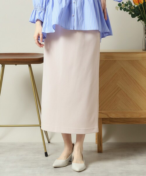 ITS'DEMO(イッツデモ)の「【洗濯機OK/吸水速乾/UVカット】カットジョーゼットスカート(スカート・レディース・ブラック/ナチュラル/レッド系・00)」の3枚目の写真