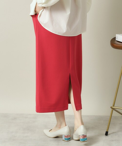 ITS'DEMO(イッツデモ)の「【洗濯機OK/吸水速乾/UVカット】カットジョーゼットスカート(スカート・レディース・ブラック/ナチュラル/レッド系・00)」の12枚目の写真