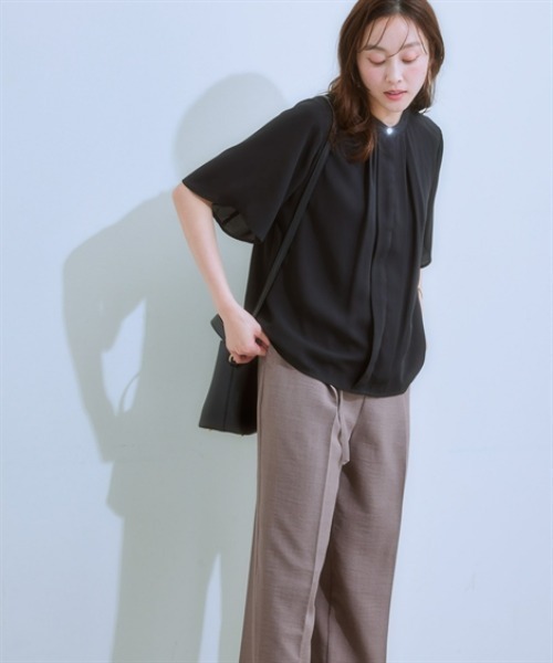 7days Life Styling（セブンデイズライフスタイリング）の「【カットソー裏地付】フロントタックジョーゼットフレア５分袖ブラウス<大きいサイズ有>（シャツ/ブラウス・レディース・ミント/オフホワイト/グレイッシュベージュ/ブラック・S/M/L/LL/3L）」の14枚目の写真