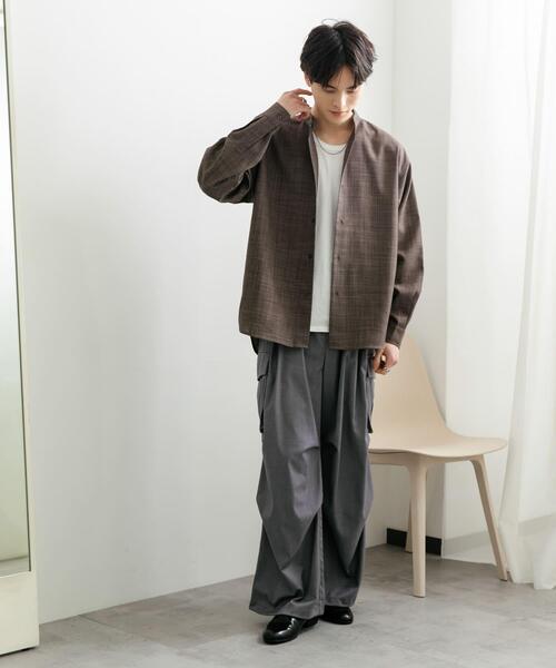 SENSE OF PLACE by URBAN RESEARCH(センスオブプレイスバイアーバンリサーチ)の「『ユニセックス』『接触冷感/吸水速乾/イージーケア』リネンライクバンドカラーロングスリーブシャツ(シャツ/ブラウス・メンズ・ブラウン/ブラック/ライトベージュ・MEDIUM/LARGE)」の19枚目の写真