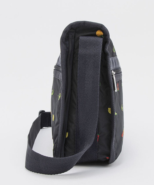 レスポートサック　ミックスト゚フルーツエンブロイダリー DELUXE EVERYDAY BAGミックスドフルーツエンブロイダリー