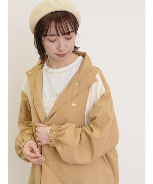 Samansa Mos2(サマンサ モスモス)の「【撥水加工】切替2WAY配色パーカー(ブルゾン・レディース・チャコールグレー/ベージュ/キナリ/ピンク・F)」の3枚目の写真