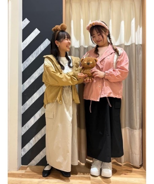 Samansa Mos2(サマンサ モスモス)の「【撥水加工】切替2WAY配色パーカー(ブルゾン・レディース・チャコールグレー/ベージュ/キナリ/ピンク・F)」の9枚目の写真