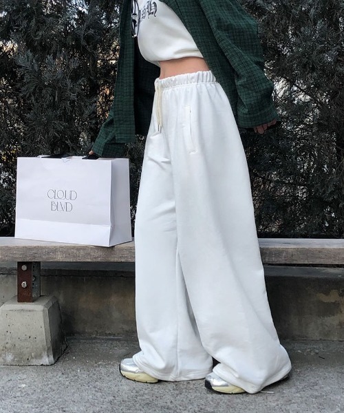 BEIDELLI（ベイデリー）の「[BELLIDE MADE] 2WAYワイドトレーニングパンツ（スウェットパンツ・レディース・グレー/ブラック/ホワイト/レッド/ライトグレー・FREE）」の18枚目の写真