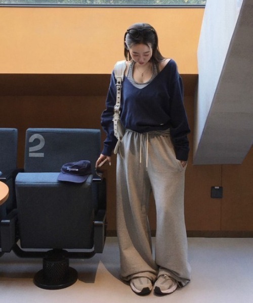 BEIDELLI（ベイデリー）の「[BELLIDE MADE] 2WAYワイドトレーニングパンツ（スウェットパンツ・レディース・グレー/ブラック/ホワイト/レッド/ライトグレー・FREE）」の9枚目の写真