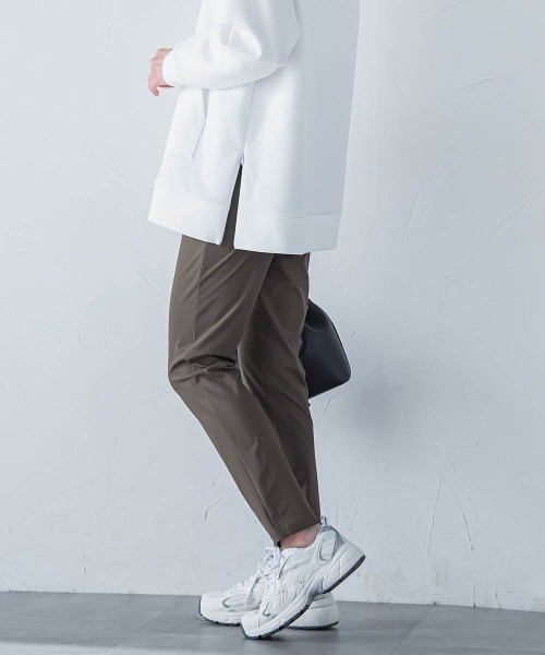 LAUTREAMONT(ロートレアモン)の「【WEB限定】ストレスフリーレギンスパンツ≪3サイズ/紫外線防止/接触冷感洗濯機で洗える≫(その他パンツ・レディース・カーキ/ブラック/ホワイト・9号/7号/11号)」の3枚目の写真