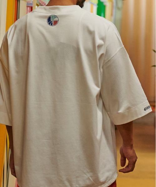 Sunny Smith(サニースミス)の「【SUNNY SMITH】 Heavy Smith GDS Emb SS Tee(Tシャツ/カットソー・メンズ・オフホワイト/チャコールグレー/ネイビー・FREE)」の4枚目の写真