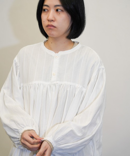 HARVESTY（ハーベスティ）の「HARVESTY / ハーベスティー DOBBY LACE BOHEMIAN ROBE (A42504) ドビーレース ボヘミアンローブ ギャザーワンピース（ワンピース・レディース・ブラック/オフホワイト・1/2）」の8枚目の写真