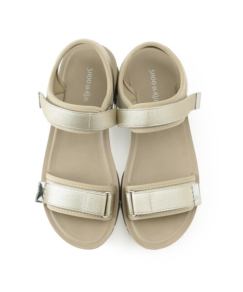 SHOO・LA・RUE（シューラルー）の「【高レビュー】スポーティで上品 大人のためのテープスポサン（サンダル・レディース・ブラック/ゴールド/ナチュラル/シルバー・45/35/25）」の8枚目の写真