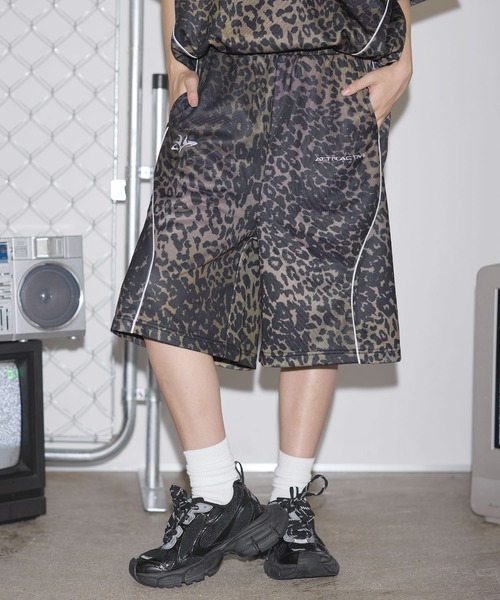 MSG(エムエスジー)の「パイピングオーバーサイズスウェット ショーツ ハーフパンツ【UNISEX】(スウェットパンツ・メンズ・ピンク/ブラック系/ブラック/ワイン/アッシュ/レオパード/リアルツリーカモ・S/M/L/XL)」の6枚目の写真