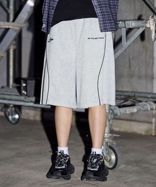 MSG(エムエスジー)の「パイピングオーバーサイズスウェット ショーツ ハーフパンツ【UNISEX】(スウェットパンツ・メンズ・ピンク/ブラック系/ブラック/ワイン/アッシュ/レオパード/リアルツリーカモ・S/M/L/XL)」の9枚目の写真