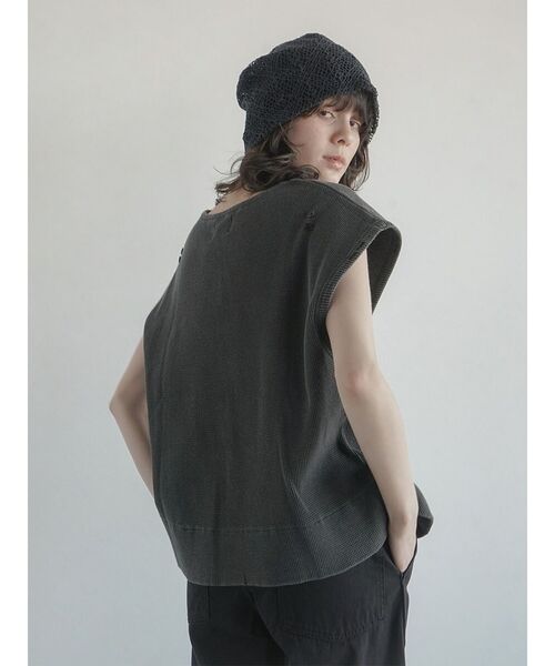 FIKA.(フィーカ)の「2way sleeve waffle cotton tee(Tシャツ/カットソー・レディース・ブラック/ホワイト・FREE)」の14枚目の写真