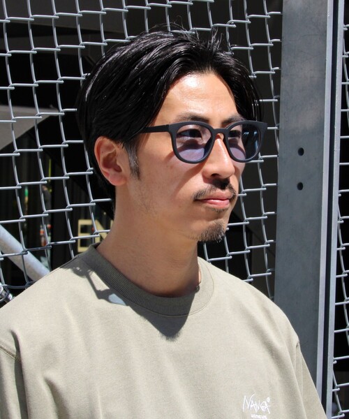 GLOSTER（グロスター）の「【GLOSTER/グロスター】マット加工 フラットサングラス カラーレンズ（サングラス・メンズ・ロイヤルブルー/チャコールグレー/ダークブラウン/ブラック/ダークグリーン・FREE）」の19枚目の写真