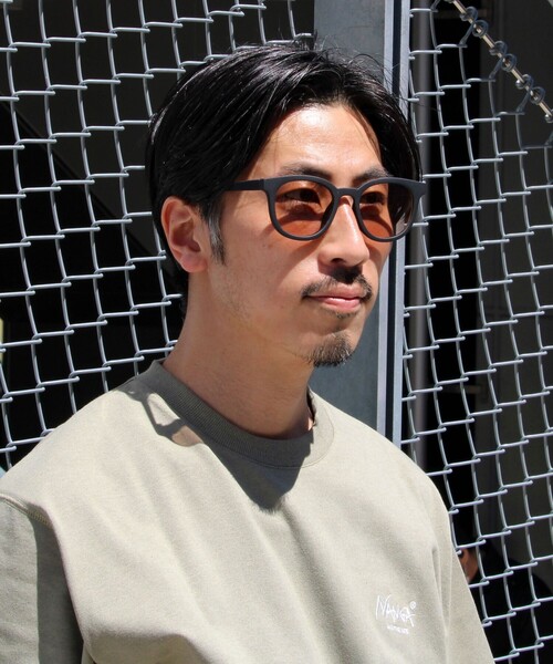 GLOSTER（グロスター）の「【GLOSTER/グロスター】マット加工 フラットサングラス カラーレンズ（サングラス・メンズ・ロイヤルブルー/チャコールグレー/ダークブラウン/ブラック/ダークグリーン・FREE）」の21枚目の写真