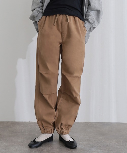 ElegChic(エレグシック)の「リラックスワイド パラシュートパンツ(チノパンツ・レディース・ベージュ/カーキ/ブラック・XXL/XL/L/M/4L)」の1枚目の写真