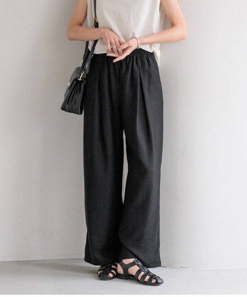 LOWRYS FARM(ローリーズファーム)の「タックワイドイージーパンツ 450006(その他パンツ・レディース・チャコールグレー/ブルー/ブラウン/ブラック系その他/ブラック・LARGE/MEDIUM)」の2枚目の写真