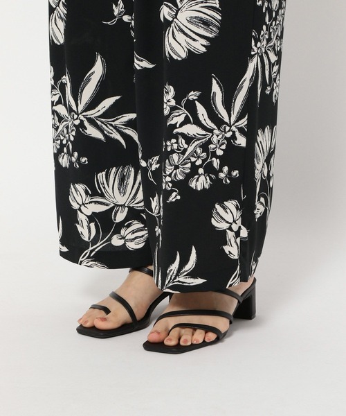 LOWRYS FARM(ローリーズファーム)の「タックワイドイージーパンツ 450006(その他パンツ・レディース・チャコールグレー/ブルー/ブラウン/ブラック系その他/ブラック・LARGE/MEDIUM)」の21枚目の写真