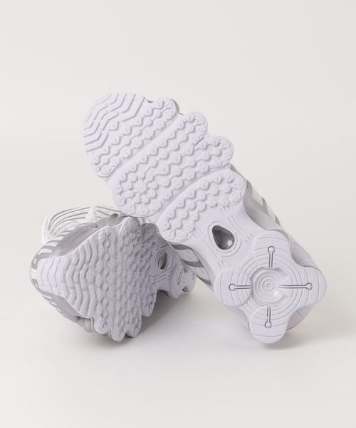 NIKE（ナイキ）の「NIKE / SHOX TL / ナイキ / ショックス / AR3566-002（スニーカー・レディース・ラベンダー/ブラック・23.5cm/24.5cm/24.0cm/25.0cm/23.0cm）」の4枚目の写真