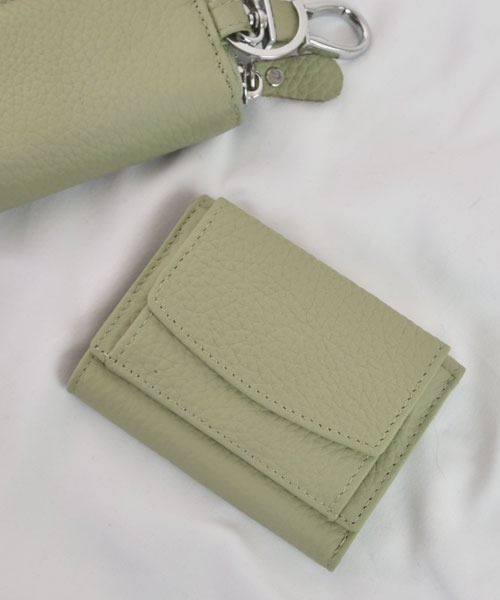 VIBGYOR Women（ヴィブジョー　ウィメン）の「【float】マシュマロタッチ コンパクト シンプル 三つ折り ミニ財布【17色展開】（財布・レディース・アッシュブラウン/エメラルドブルー/ブラック/アイボリー/ベビーピンク/ピンク/グリーン/ライトグリーン/モスグリーン/ワインレッド/ブラウン/レッド/ネイビー/イエロー/オレンジ/インディゴブルー/パープル・FREE）」の8枚目の写真