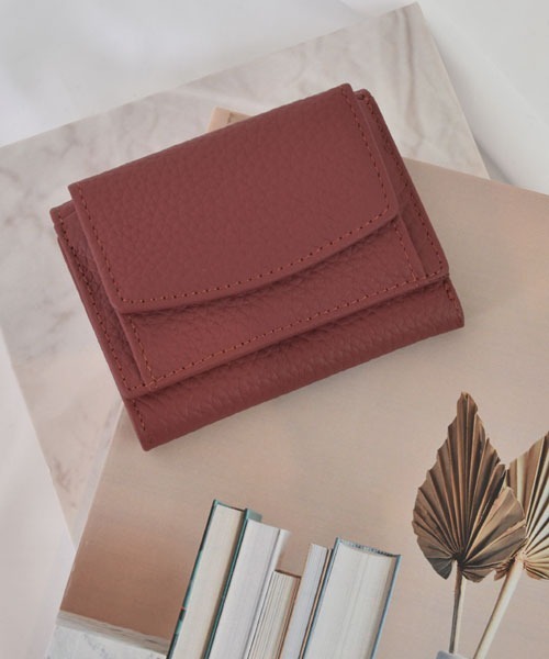 VIBGYOR Women（ヴィブジョー　ウィメン）の「【float】マシュマロタッチ コンパクト シンプル 三つ折り ミニ財布【17色展開】（財布・レディース・アッシュブラウン/エメラルドブルー/ブラック/アイボリー/ベビーピンク/ピンク/グリーン/ライトグリーン/モスグリーン/ワインレッド/ブラウン/レッド/ネイビー/イエロー/オレンジ/インディゴブルー/パープル・FREE）」の16枚目の写真