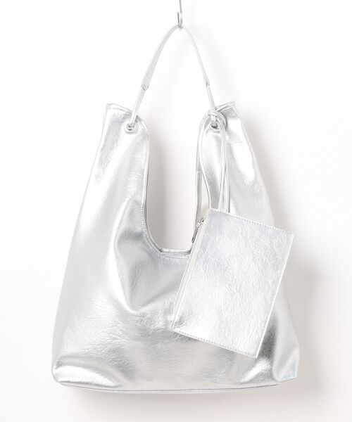 CURI BISCUI（キュリ　ビスキュイ）の「2ポーチセット ワンハンドルバッグ（トートバッグ・レディース・ブラック/シルバー/モカ・FREE）」の17枚目の写真