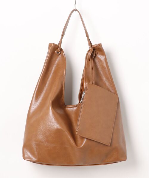 CURI BISCUI（キュリ　ビスキュイ）の「2ポーチセット ワンハンドルバッグ（トートバッグ・レディース・ブラック/シルバー/モカ・FREE）」の16枚目の写真