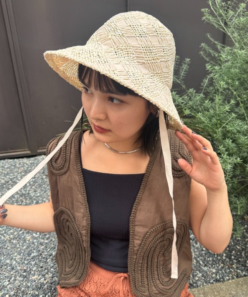 CIAOPANIC TYPY（チャオパニックティピー）の「【Aguni】紐付きペーパーHAT（ハット・レディース・ブラウン/オフホワイト/ブラック・ONE SIZE）」の5枚目の写真
