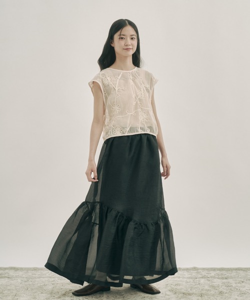 moi tytto（モイテュット）の「コード刺繍レースベスト（ベスト・レディース・ナチュラル・FREE）」の6枚目の写真