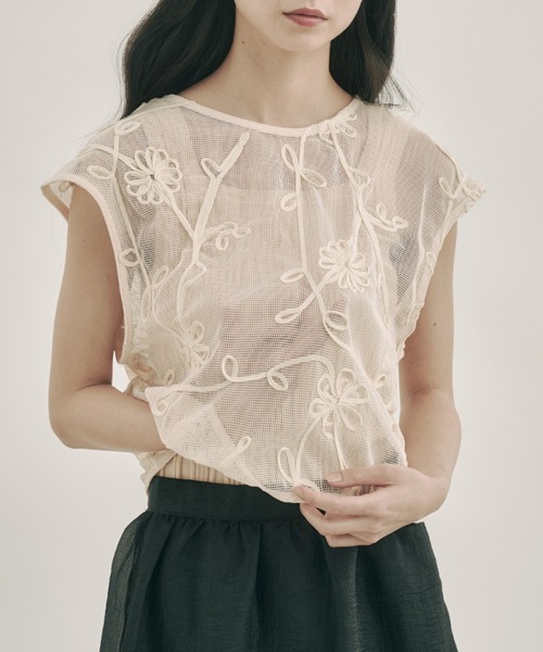 moi tytto（モイテュット）の「コード刺繍レースベスト（ベスト・レディース・ナチュラル・FREE）」の15枚目の写真
