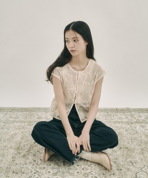 moi tytto（モイテュット）の「コード刺繍レースベスト（ベスト・レディース・ナチュラル・FREE）」の22枚目の写真