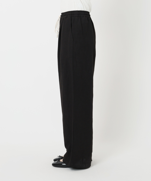 IENA(イエナ)の「リネンレーヨンイージーパンツ(その他パンツ・レディース・ブラック/ベージュ・36/38/34/40)」の4枚目の写真