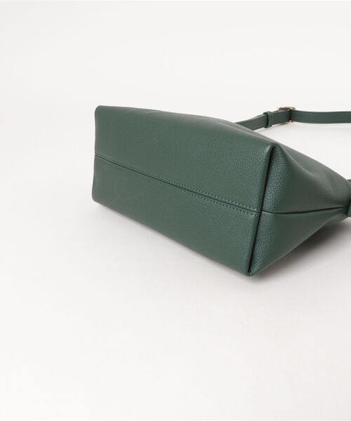 A.P.C.（アーペーセー）の「SAC NINON MINI（ショルダーバッグ・レディース・グリーン系その他・ONESIZE）」の3枚目の写真