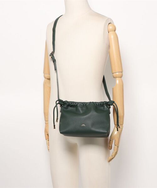 A.P.C.（アーペーセー）の「SAC NINON MINI（ショルダーバッグ・レディース・グリーン系その他・ONESIZE）」の5枚目の写真