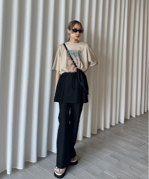 セール】Silvia Conde Olivan×Ameri OVERSIZE TEE（Tシャツ/カットソー