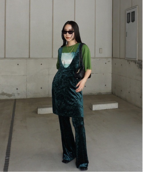 Ameri（アメリ）の「Silvia Conde Olivan×Ameri OVERSIZE TEE（Tシャツ/カットソー・レディース・スミクロ/ベージュ/グリーン/アイボリー・FREE）」の16枚目の写真