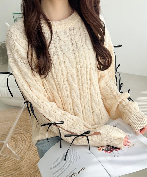 mily bilet(ミウィビレット)の「【mily bilet】リボンで仕込む♪上品フェミニン。袖リボンケーブル編みニットプルオーバー(ニット/セーター・レディース・ブラウン/バーガンディー/アイボリー/チャコールグレー・LARGE/MEDIUM/SMALL/X-LARGE)」の8枚目の写真