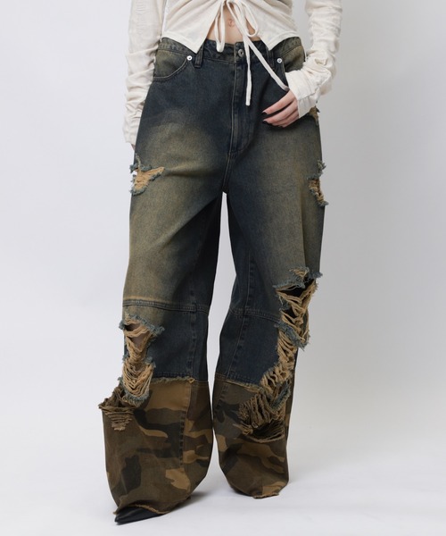 SPIRALGIRL（スパイラルガール）の「ダメージカモフラ切り替えワイドパンツ（デニムパンツ・レディース・ブルー・MEDIUM/SMALL）」の5枚目の写真