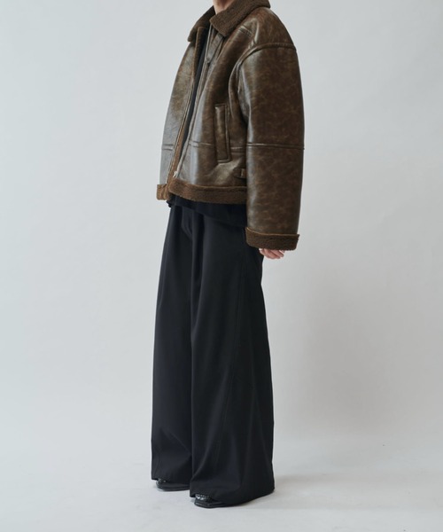 Lui's（ルイス）の「【Neucon/ニューコン】ヴィンテージムートンクロップドワイドブルゾン（ブルゾン・メンズ・ブラック/ブラウン・2/1）」の13枚目の写真