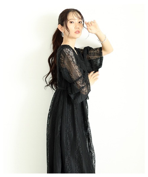 Sawa a la mode（サワアラモード）の「花レースフレアスリーブワンピース（ワンピース・レディース・ブラック/ホワイト・FREE）」の7枚目の写真
