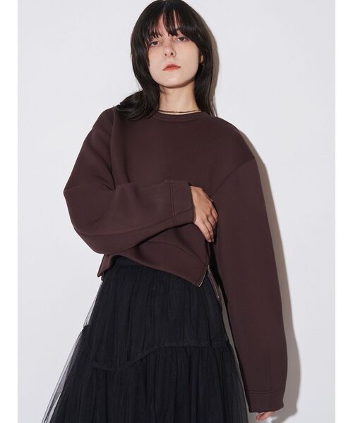 ELENDEEK(エレンディーク)の「タックヘムクロップドカットソー(スウェット・レディース・ブラック/ブラウン/グレー/オフホワイト・FREE)」の11枚目の写真