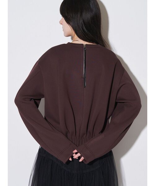 ELENDEEK(エレンディーク)の「タックヘムクロップドカットソー(スウェット・レディース・ブラック/ブラウン/グレー/オフホワイト・FREE)」の12枚目の写真