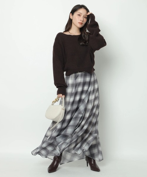 Apuweiser-riche(アプワイザーリッシェ)の「ベルト付イレヘムエアリーチェックスカート(スカート・レディース・モスグリーン/ボルドー/オフホワイト・2/1/0)」の6枚目の写真